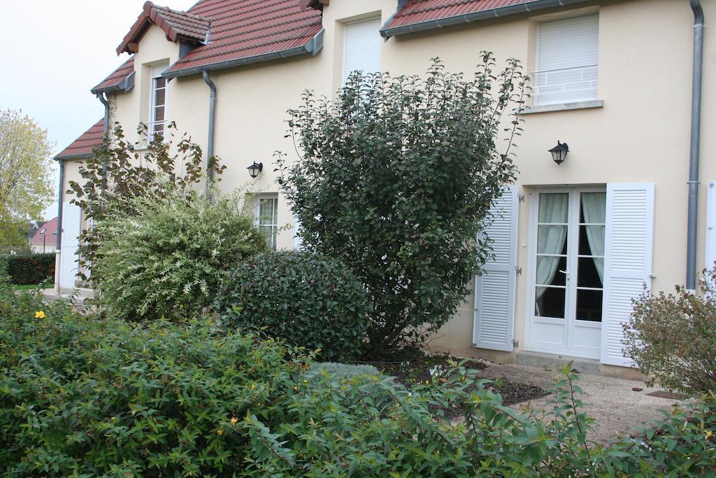 La Croix De La Jarrie Villa Chatres  Luaran gambar